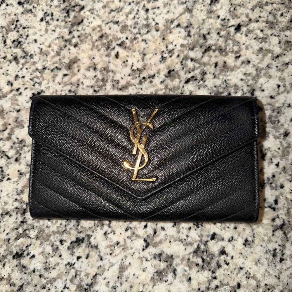 ✨Authentic! Yves Saint Laurent Black Chevron Women’s Wallet with Gold Logo✨